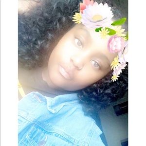 Meet your Posher, Jamila